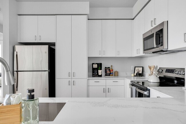 Tilian Point, Woodburn, OR 97071 - photo 6