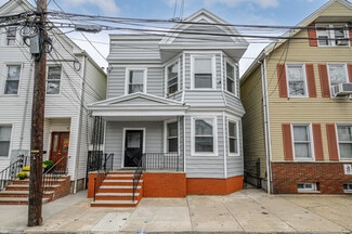 23 Komorn St, Newark, NJ 07105