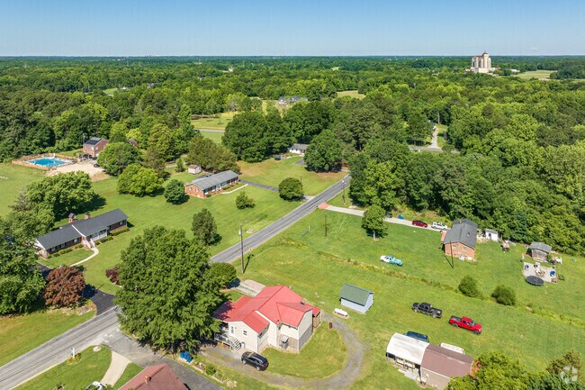 The Groometown neighborhood lies east of Greensboro's Grandover Resort.