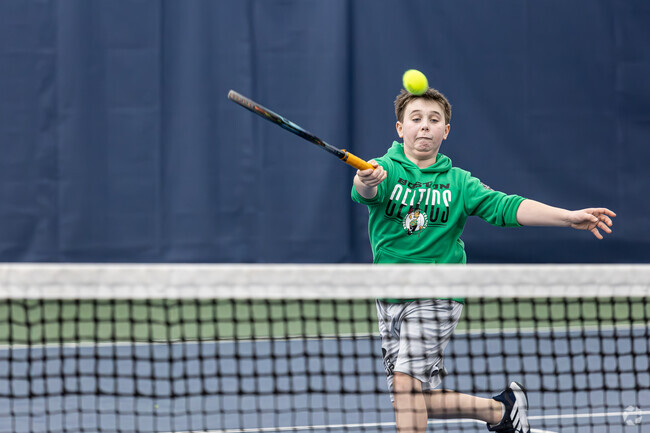 Stop into Magic Lincer Tennis Club in Manchester for a match.