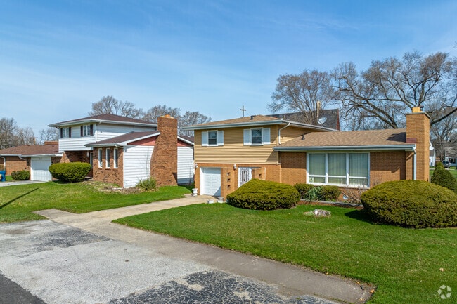 Split-level style homes in Tolleston.