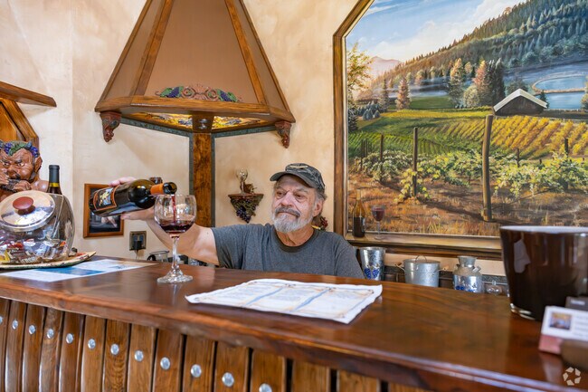 Lookingglass offers wine country experiences like a free tasting at Chateau Nonchalant Vineyard.