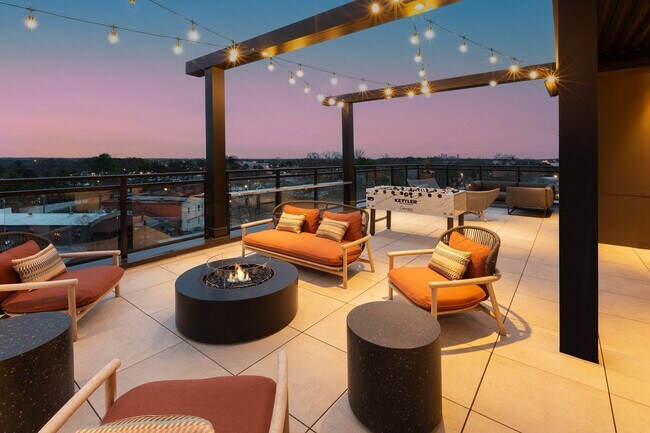 Rooftop Terrace with Firepit and Foosball