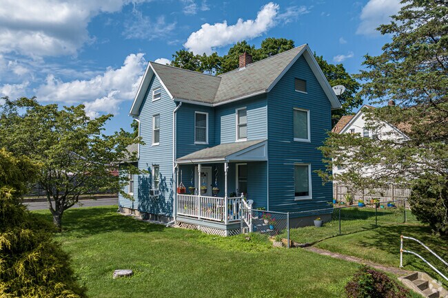 Most homes in Downtown Bristol were built during its industrial past.