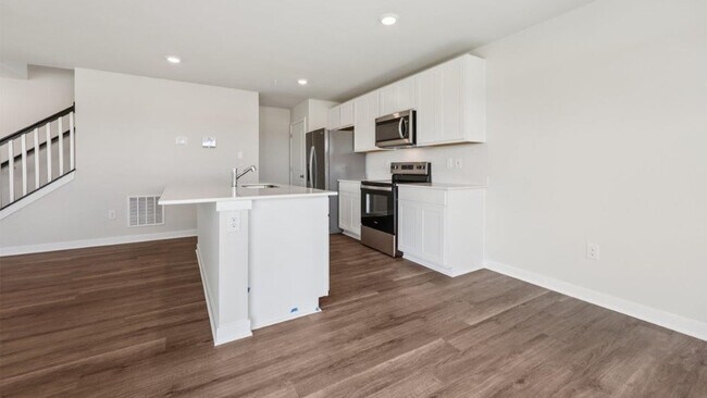 327 Eclipse St, Charles Town, WV 25414 - photo 7