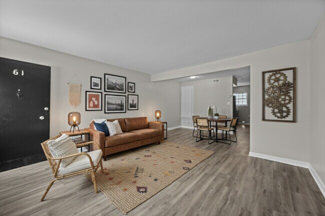 Cardinal Village Apartments, Jacksonville, NC 28546 - photo 2