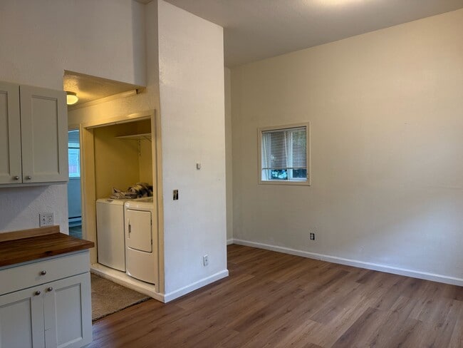 9008 N Mohawk Ave unit 9008 Mohawk, Portland, OR 97203 - photo 3