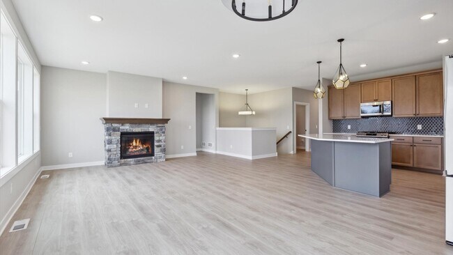 5574 130th Way N, Hugo, MN 55038 - photo 5