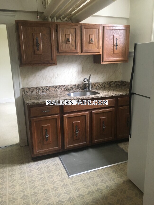 88 Maple St Unit B, Malden, MA 02148
