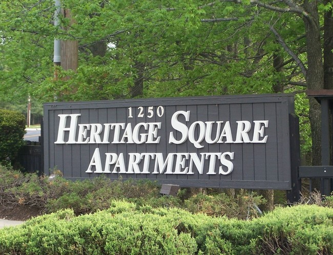 Heritage Square at Aberdeen, Matawan, NJ 07747 - photo 2