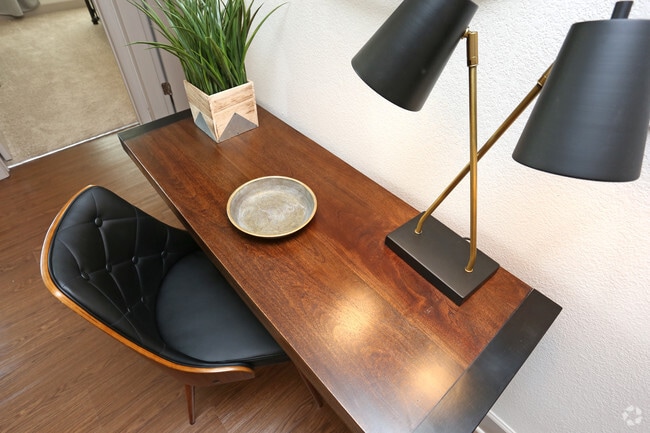 The Breakwater, New Albany, IN 47150 - photo 2