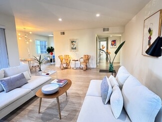 4455 Ventura Canyon Ave, Sherman Oaks, CA 91423