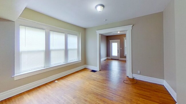 305-307-307 E 19th Ave unit 305, Columbus, OH 43201 - photo 4