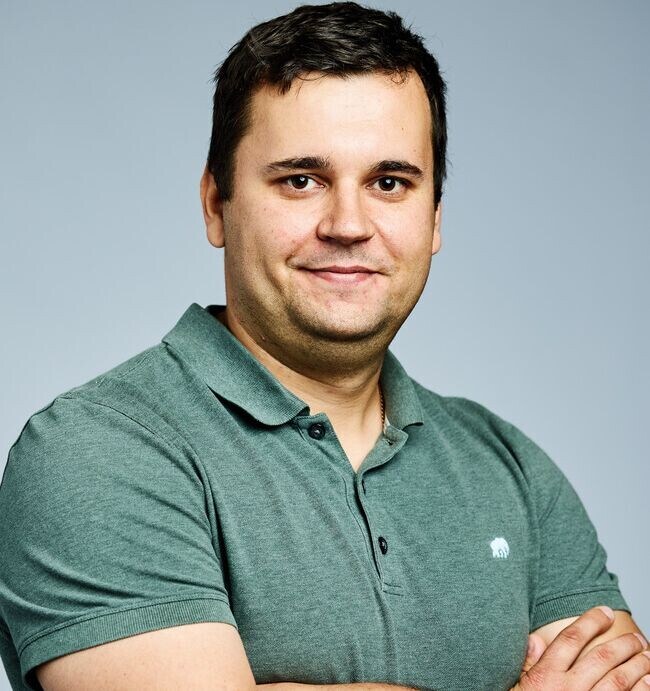 Agent Photo