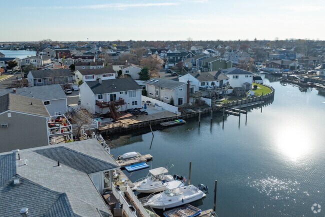 Many homes in the south part of Freeport are waterfront on one of the many canals.