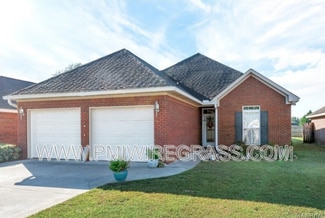 249 Windsor Garden Dr, Enterprise, AL 36330