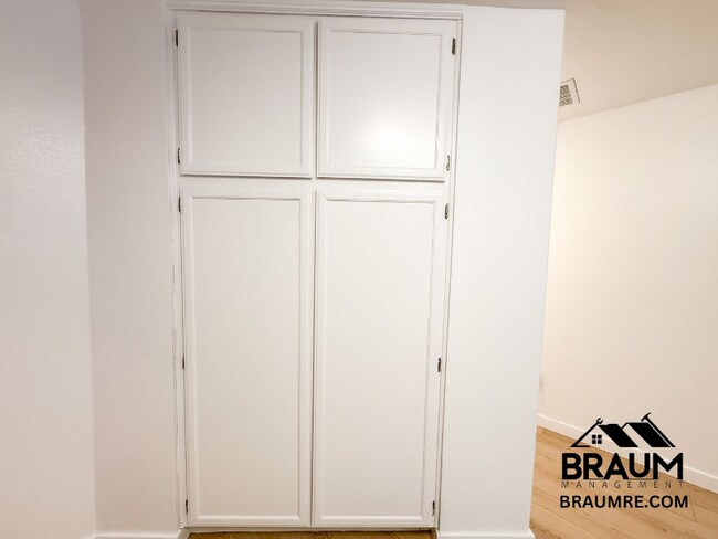 7323 Winnetka Ave, Winnetka, CA 91306 - photo 7