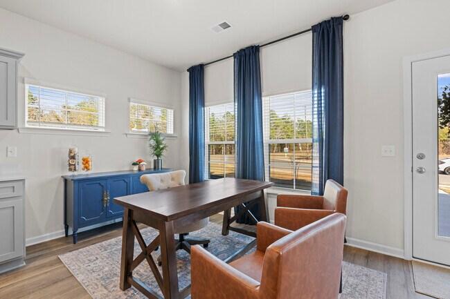 104 Lilac Loop, Greenwood, SC 29646 - photo 5