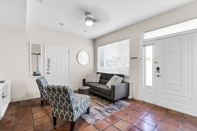 3624 SW 22nd St unit ID1372359P, Fort Lauderdale, FL 33312 - photo 2