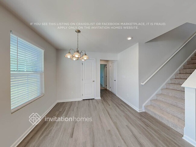 3015 Bouquet St, Charlotte, NC 28215 - photo 5