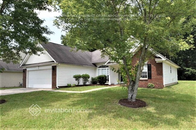 11803 Winter Pine Ln, Charlotte, NC 28269 - photo 2