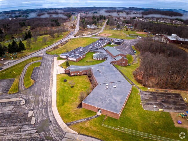 Mars Area Primary Center is a K-1 school with a C+ grade from Niche.