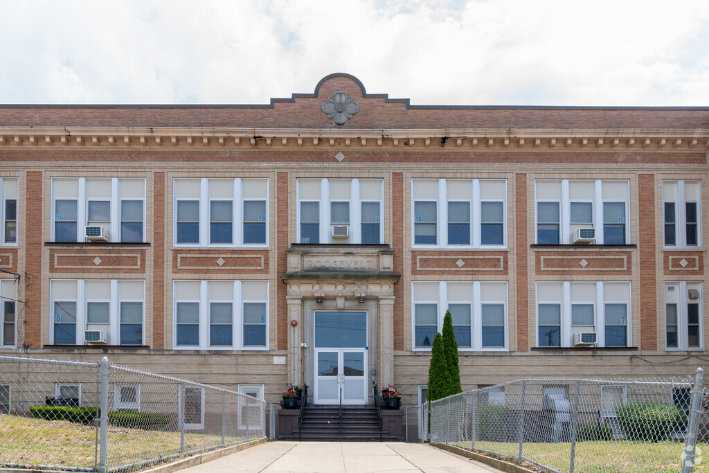 Roosevelt Elementary School is in the Lyndhurst neighborhood.