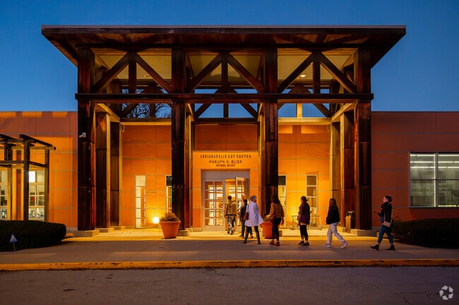 The Indianapolis Art Center offers a place for Clearwater residents to take art classes.