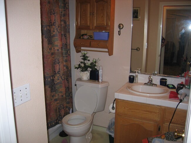 2013 W Swain Rd, Stockton, CA 95207 - photo 2