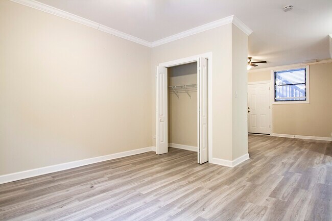 730 W Roscoe St unit 2, Chicago, IL 60657 - photo 4