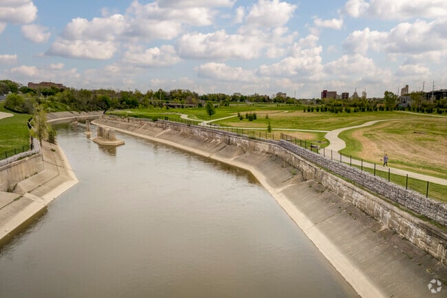 The Flint River flows on the shores of Chevy Commons County Park.