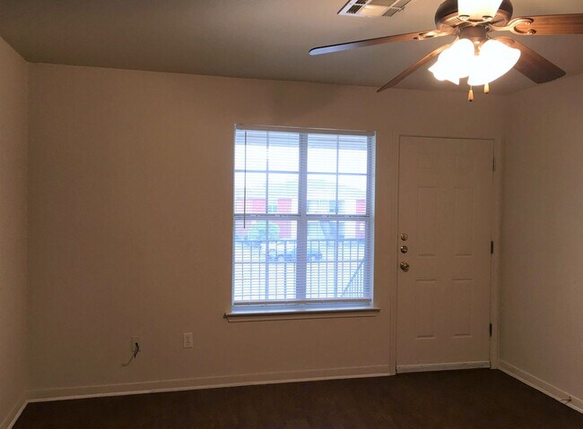 408 Brittney Way unit B, Harker Heights, TX 76548 - photo 3