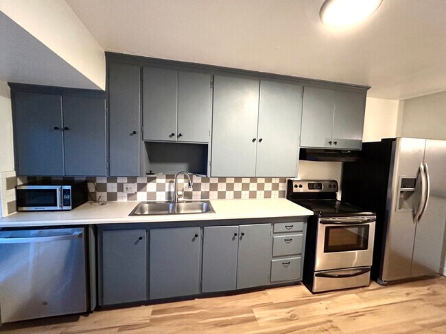 326 Gregson Ave S, South Salt Lake, UT 84115 - photo 5