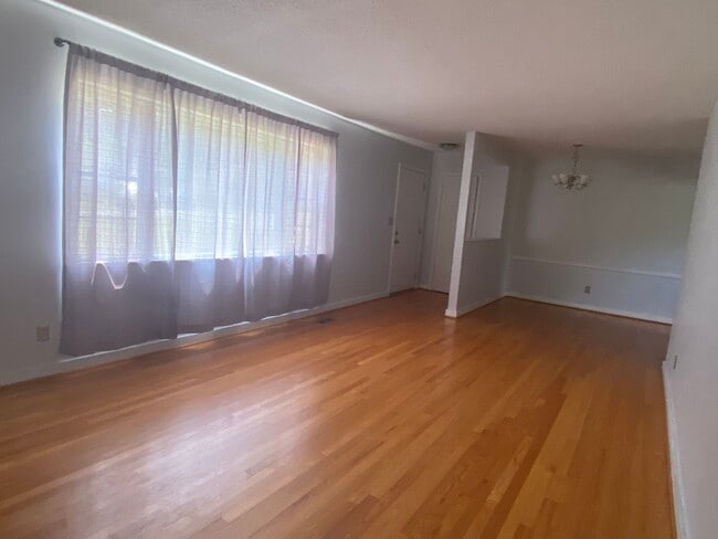 5820 7th Ave S, Birmingham, AL 35212 - photo 3