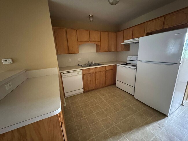 2003 Monte Carlo Ln unit B, Killeen, TX 76543 - photo 5