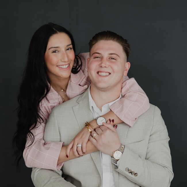 Agent Photo