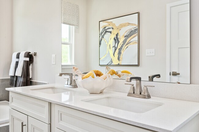 130 Goldenthread Way, Moon Township, PA 15108 - photo 4