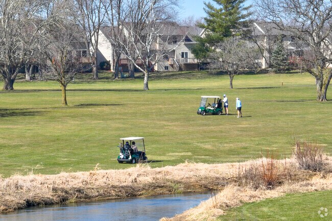 River Heights Golf Course lines the Kishwaukee River with scenic greens.