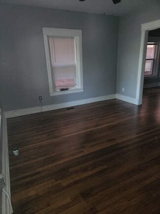 3916 Clark Ave, Kansas City, MO 64111