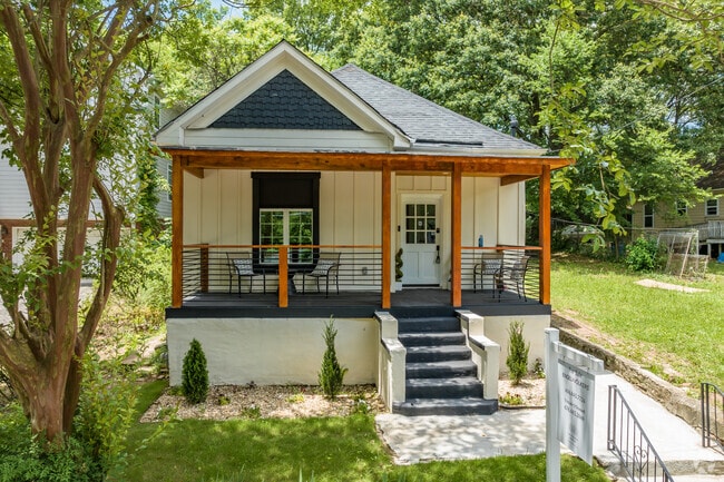 This 100-year-old cottage in the Mechanicsville neighborhood underwent recent renovations.