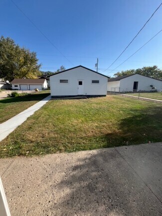 813 S Franklin St Unit 2, New Ulm, MN 56073