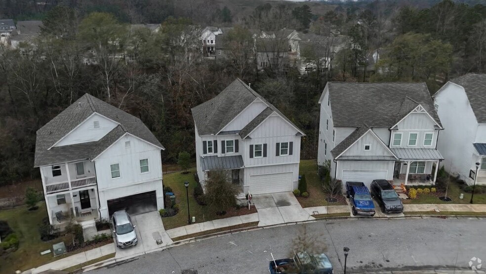 879 Samples Ln NW, Atlanta, GA 30318 - photo 2