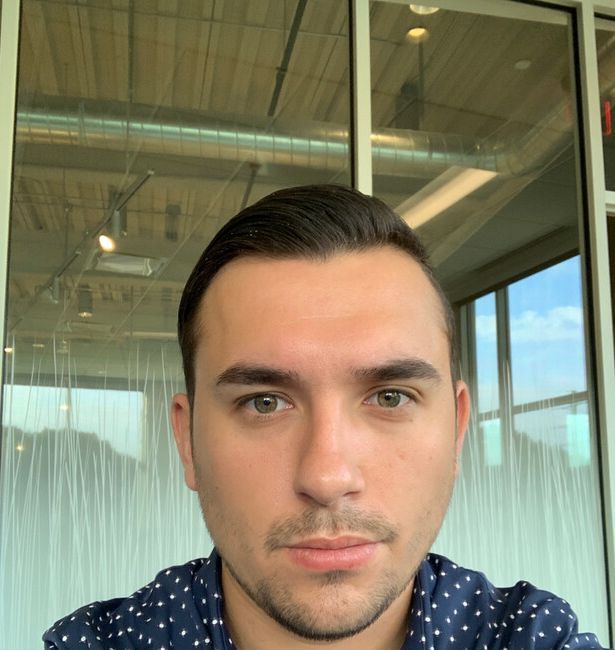 Agent Photo