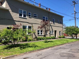 7630 SE Woodstock Blvd Unit 4, Portland, OR 97206