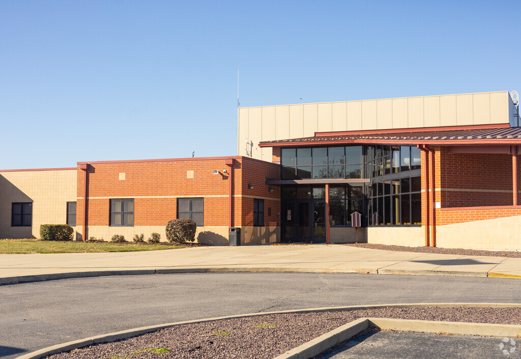 Millstadt Primary Center provides education in 
Millstadt.