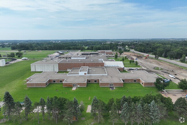Melrose Elementary School is apart of the Melrose Public School District.