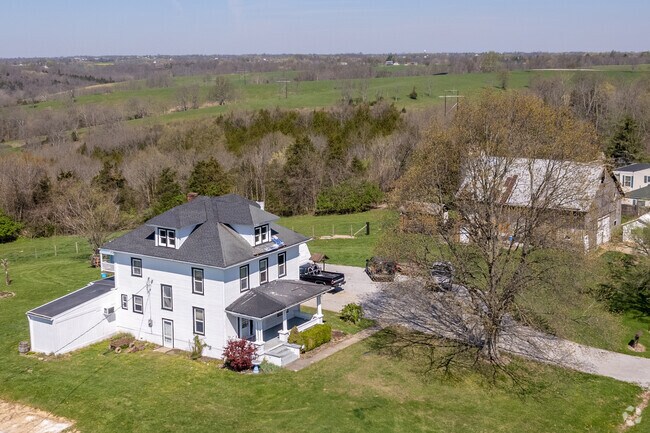 You can find traditional farmhouses in the Outer Kenton community.