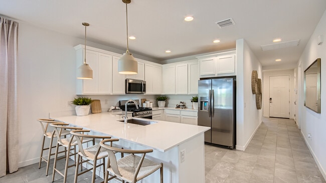 16065 S 187th Dr, Goodyear, AZ 85338 - photo 2