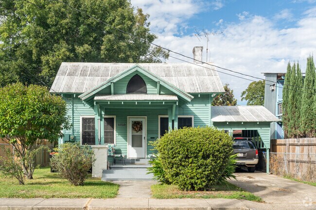 Beautiful cottages with older architecture are a prevalent option in Mills.