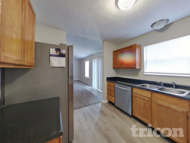 6230 Joshua Tree Place, Indianapolis, IN 46237 - photo 7